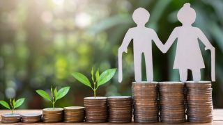 jaminan hari tua dan jaminan pensiun